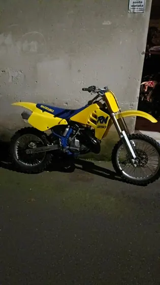 Suzuki da cross