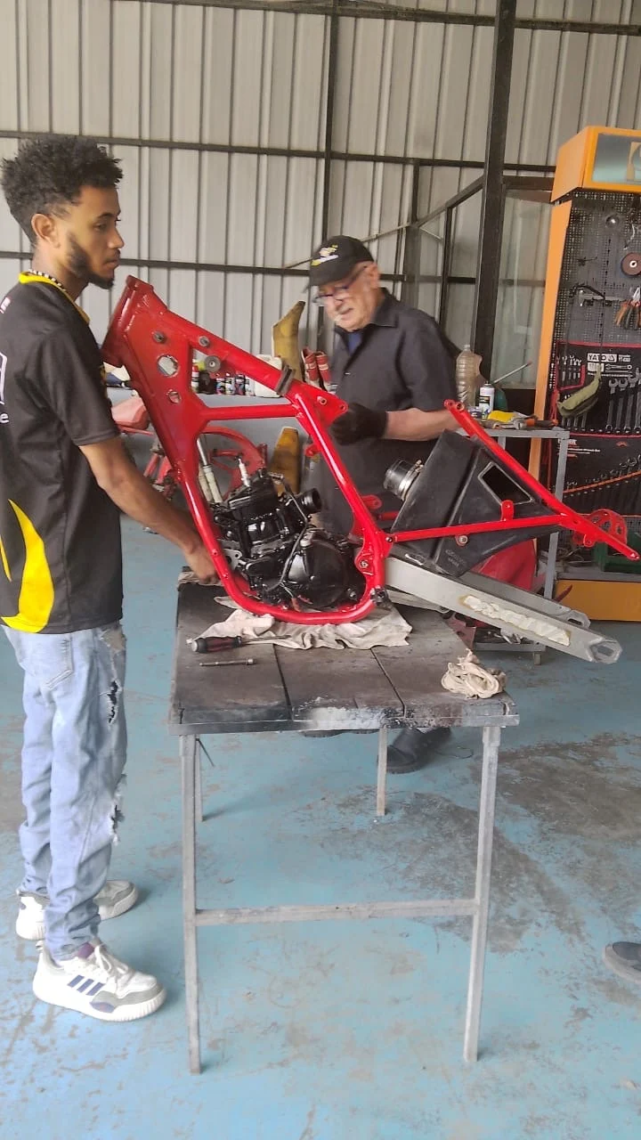 VRT · Officina / Workshop